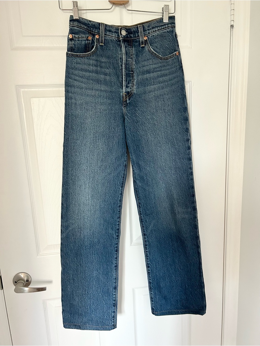 Levi’s Ribcage Straight Jean - size 26